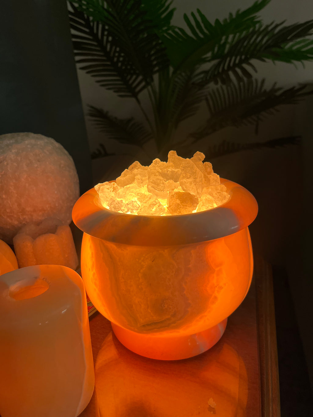 Alabaster With Natural Rock Salt